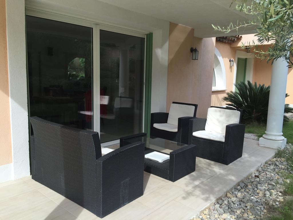 Belle Villa Dans Clos Prive - Saint Raphael Boulouris Eksteriør bilde