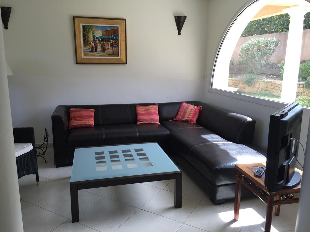 Belle Villa Dans Clos Prive - Saint Raphael Boulouris Eksteriør bilde